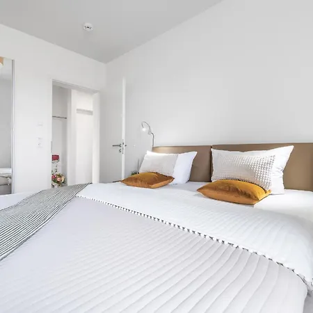 Ocean Love- Eg, Terrasse, Ostseeblick, Kamin Apartment *