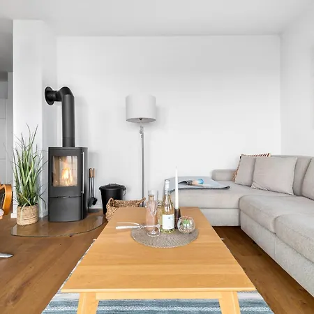 Ocean Love- Eg, Terrasse, Ostseeblick, Kamin Apartment *