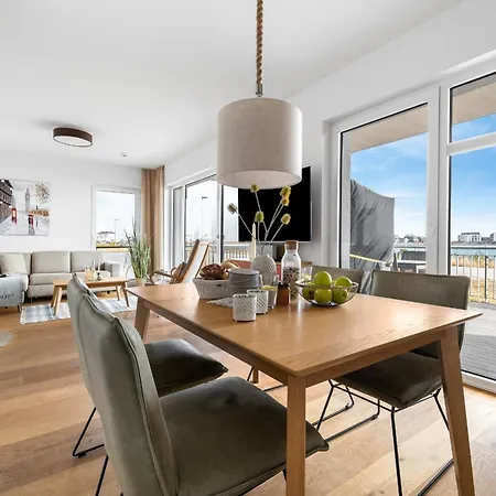 Ocean Love- Eg, Terrasse, Ostseeblick, Kamin Apartment *