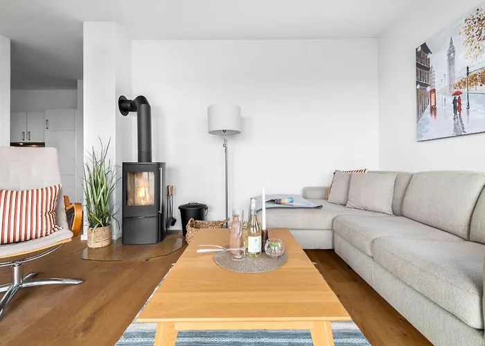 Ocean Love- Eg, Terrasse, Ostseeblick, Kamin Appartement *