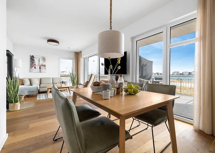 Ocean Love- Eg, Terrasse, Ostseeblick, Kamin Appartement *